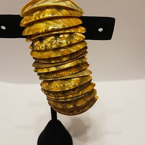 *B 👸📿 Shell strech bracelet - Picture 2 of 3